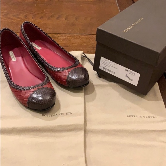 Bottega Veneta Snakeskin Trim Intrecciato Flats - Picture 2 of 11